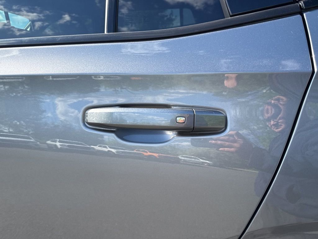 Used 2022 Chevrolet Tahoe Z71 AWD/4WD image 10