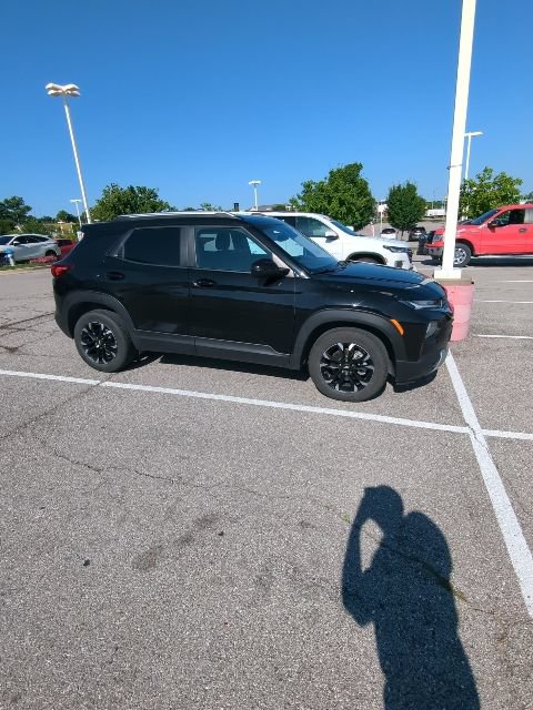 Used 2023 Chevrolet TrailBlazer LT FWD image 8