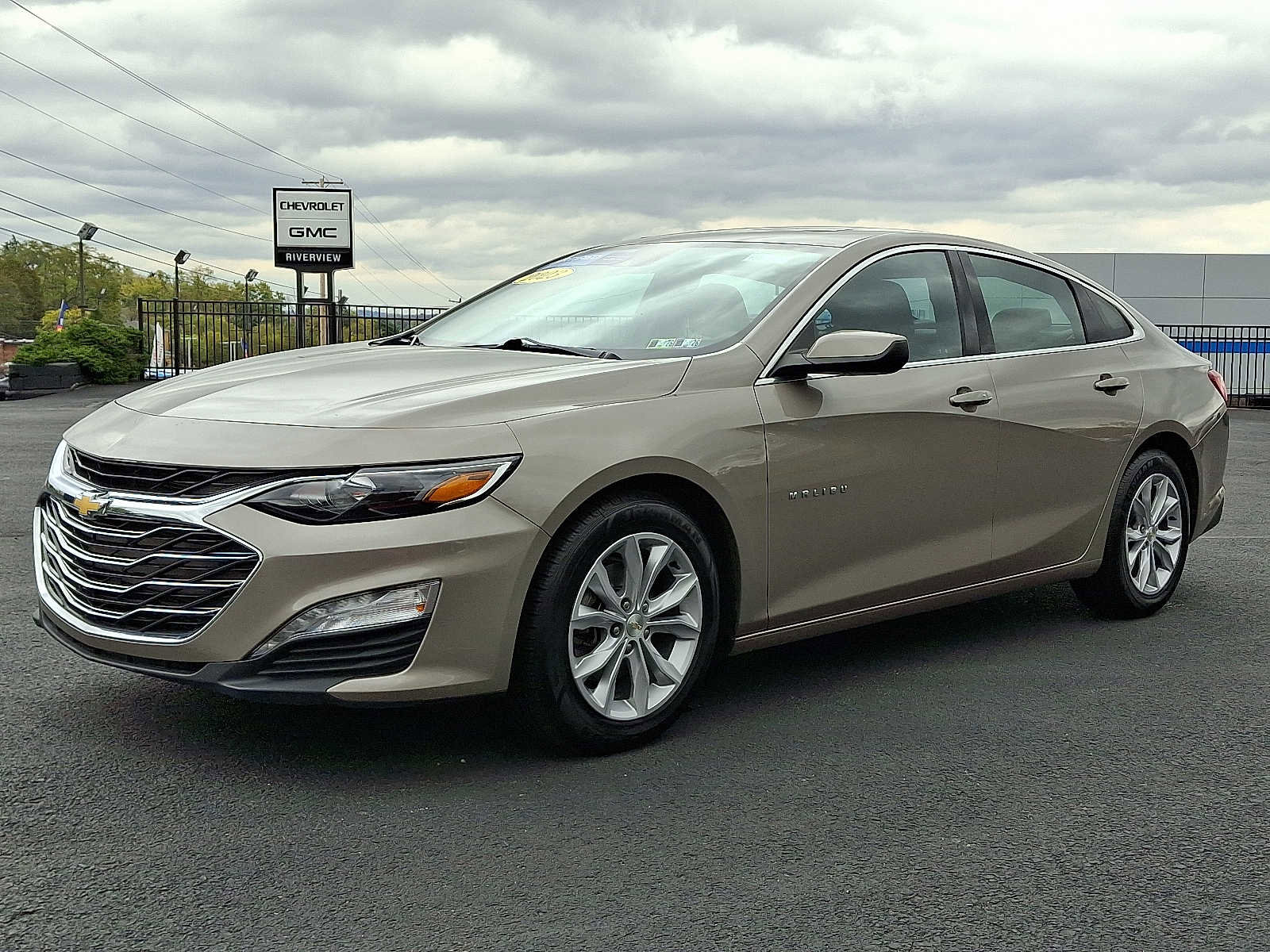 Used 2023 Chevrolet Malibu LT image 4
