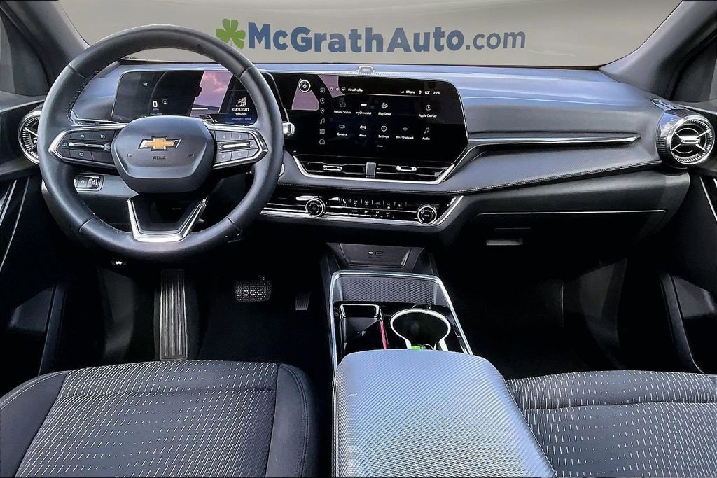 Used 2025 Chevrolet Equinox LT AWD/4WD image 7