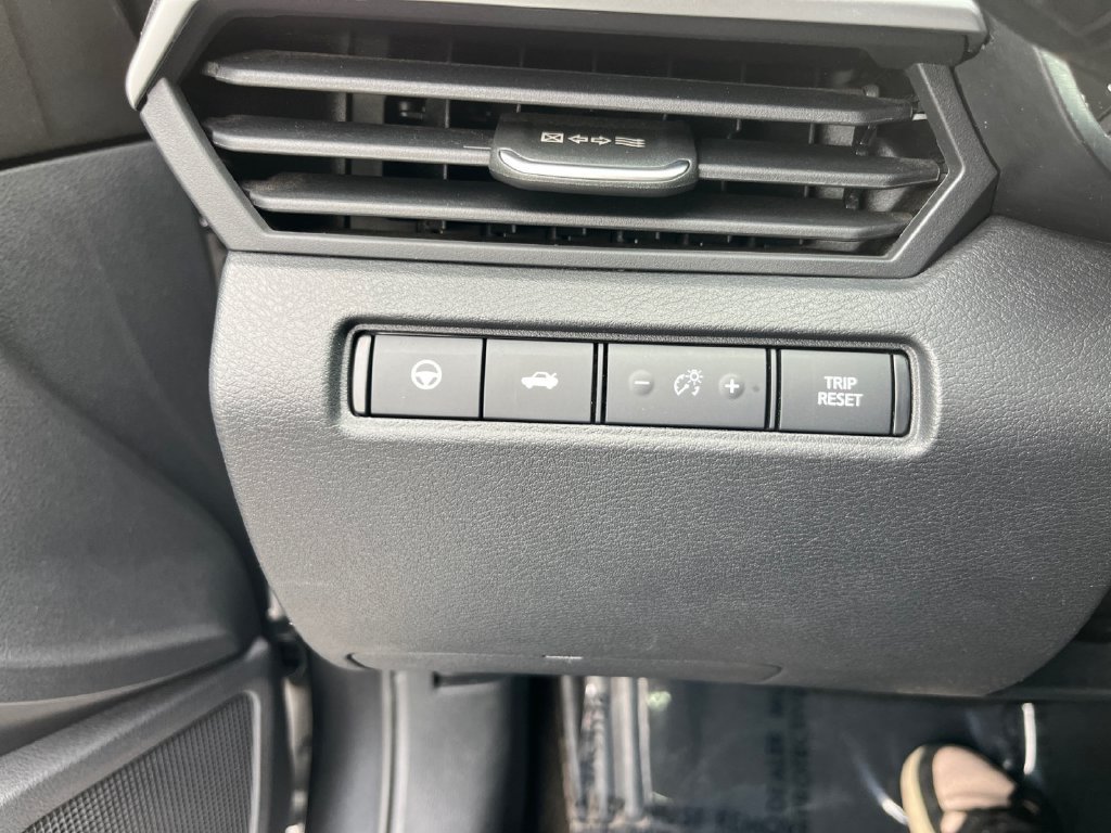 Used 2020 Nissan Altima 2.5 SL FWD image 15