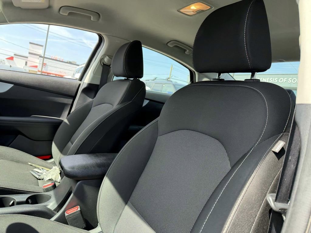 Used 2023 Kia Forte LXS w/ LXS Technology Package image 10