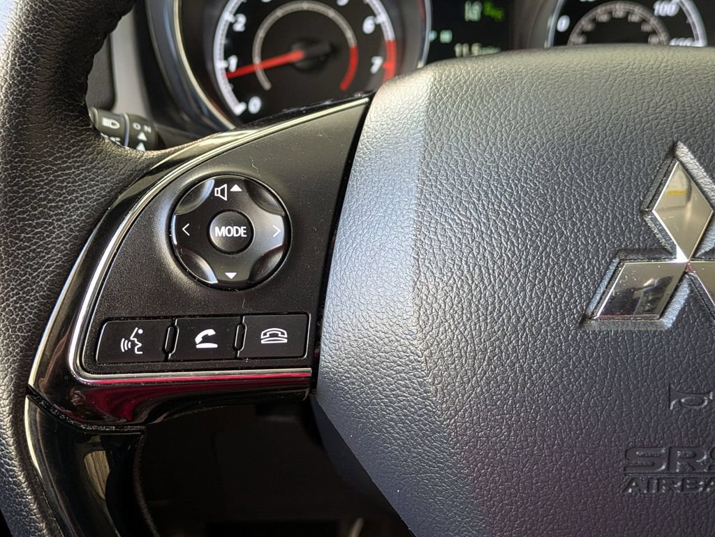 Used 2025 Mitsubishi Outlander Sport SE AWD/4WD image 20