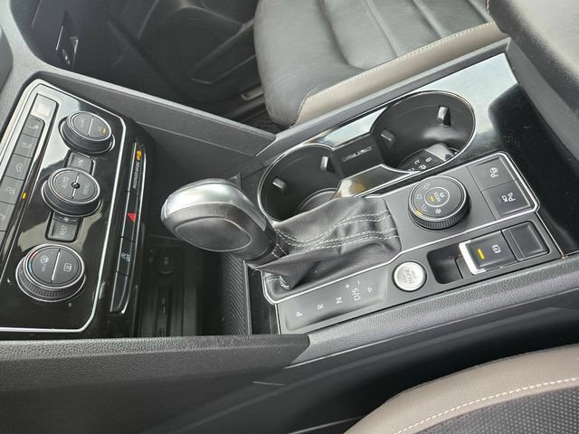 Used 2021 Volkswagen Atlas SEL Premium AWD/4WD image 16