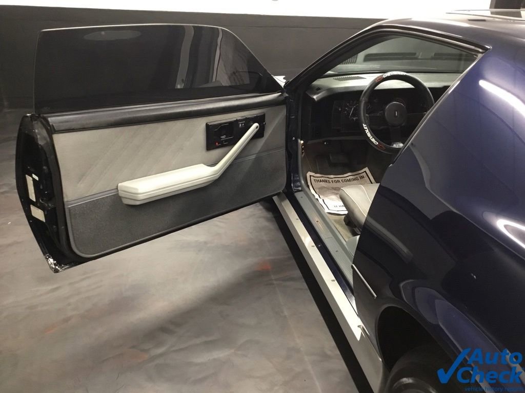 Used 1987 Chevrolet Camaro Z28 image 20