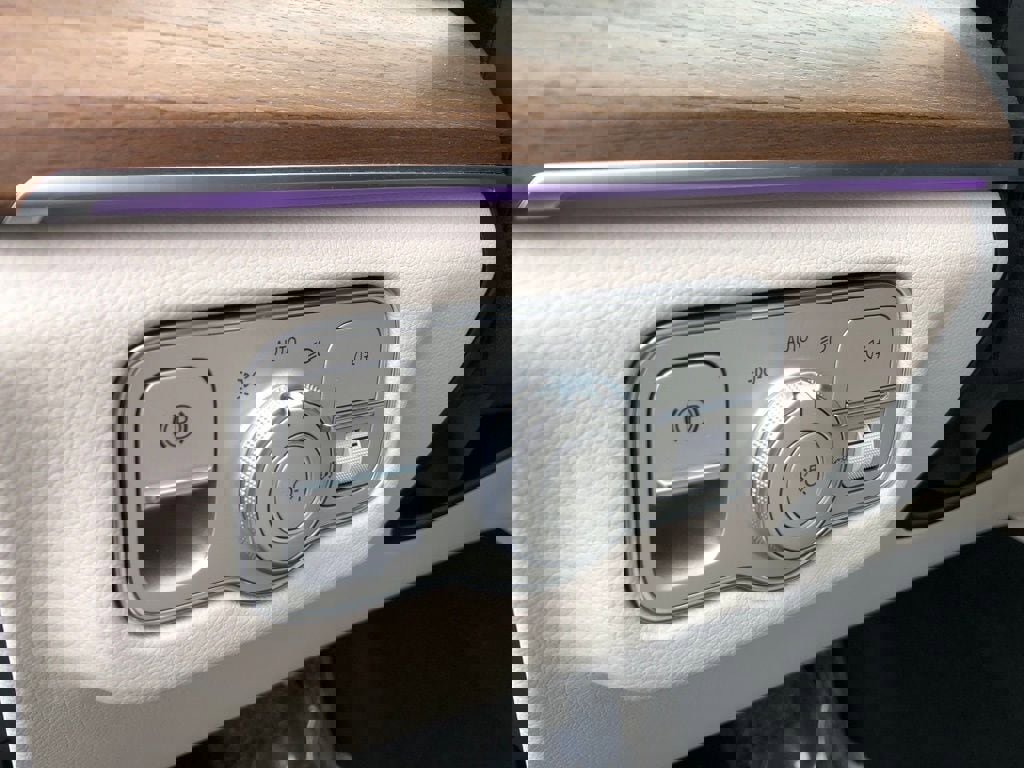 New 2026 Mercedes-Benz GLS 450 4MATIC image 14