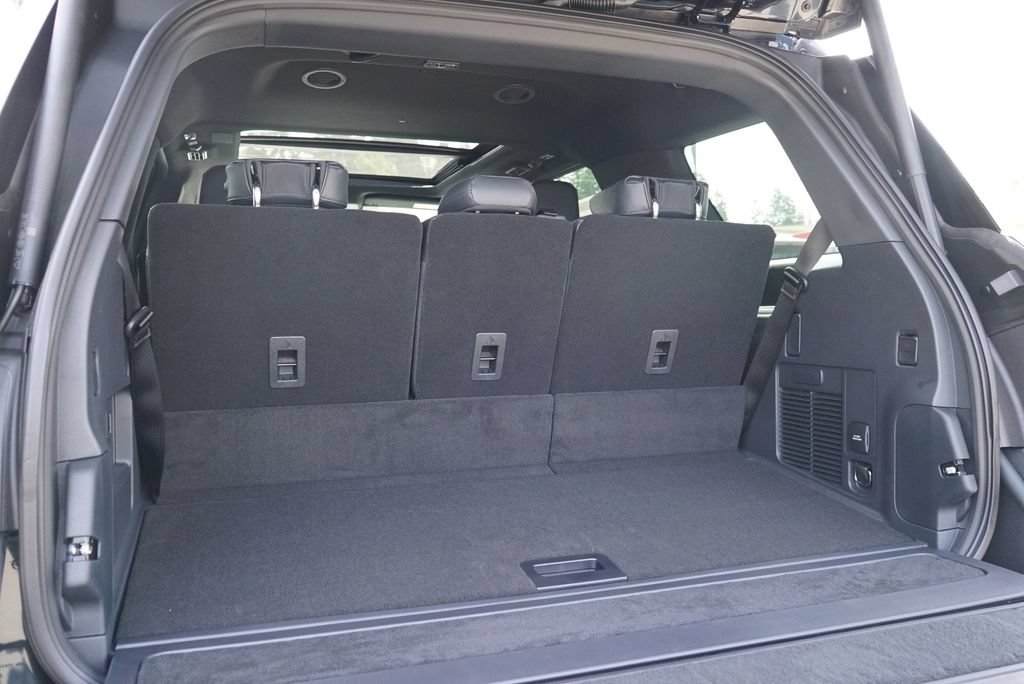New 2026 Lincoln Navigator Reserve w/ Jet Appearance Package AWD/4WD image 25