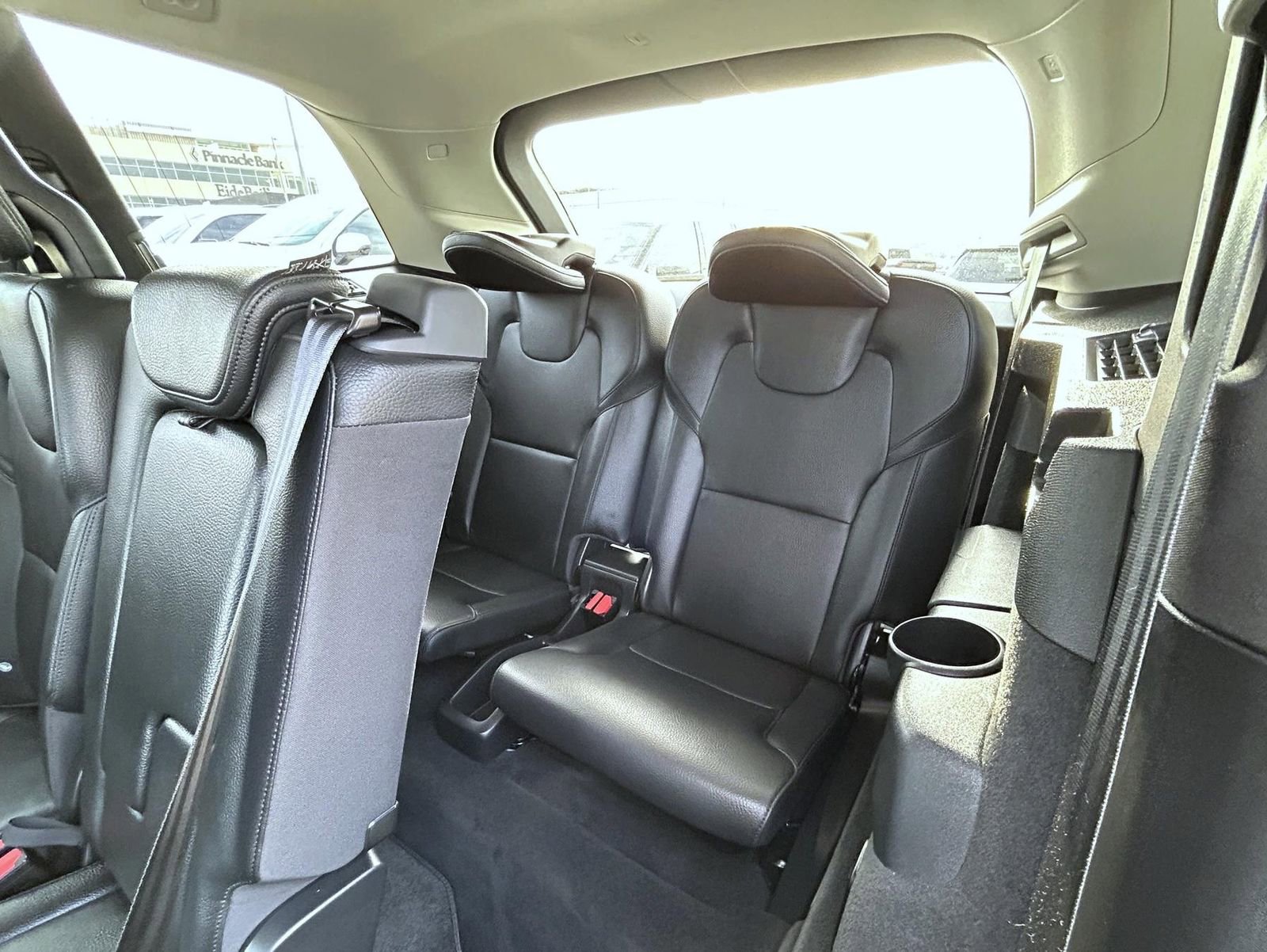 Used 2024 Volvo XC90 B6 Plus image 20