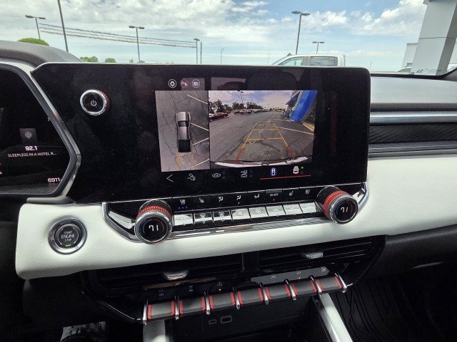 Used 2026 GMC Canyon AT4X AWD/4WD image 6