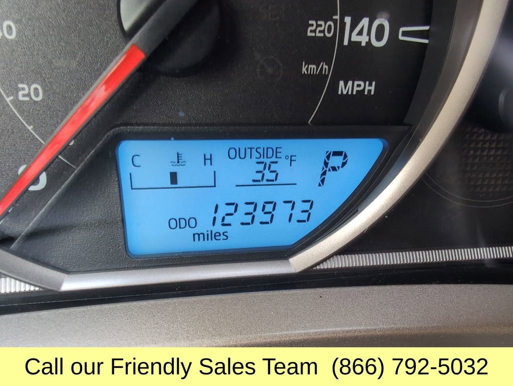 Used 2015 Toyota RAV4 LE image 19