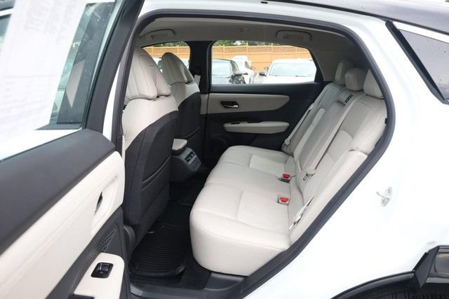 Used 2023 Nissan Ariya FWD image 20