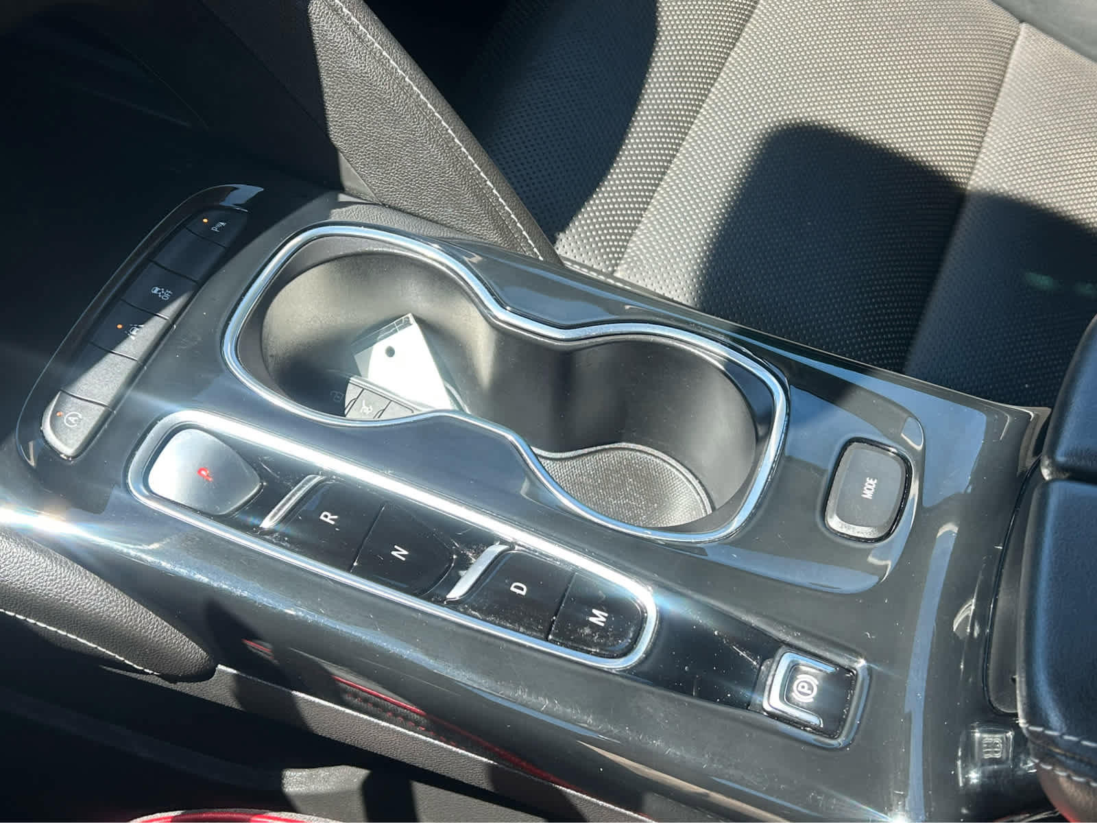 Used 2022 Buick Envision Essence w/ Technology Package I FWD image 50