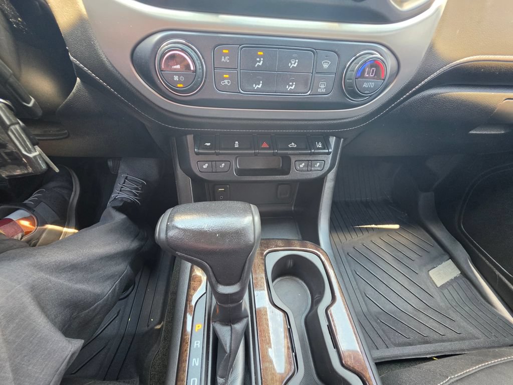 Used 2018 GMC Canyon SLE AWD/4WD image 21