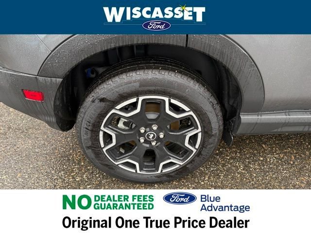 Used 2025 Ford Bronco Sport Outer Banks w/ Outer Banks Tech Package+ AWD/4WD image 39