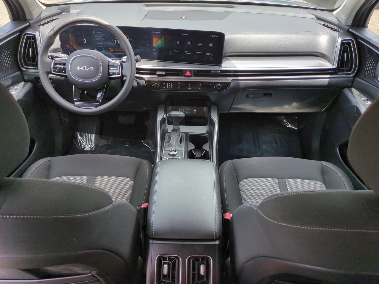 Certified 2024 Kia Sorento LX FWD image 15