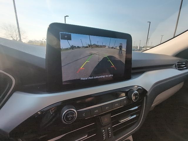 Used 2022 Ford Escape SEL w/ Technology Package image 17