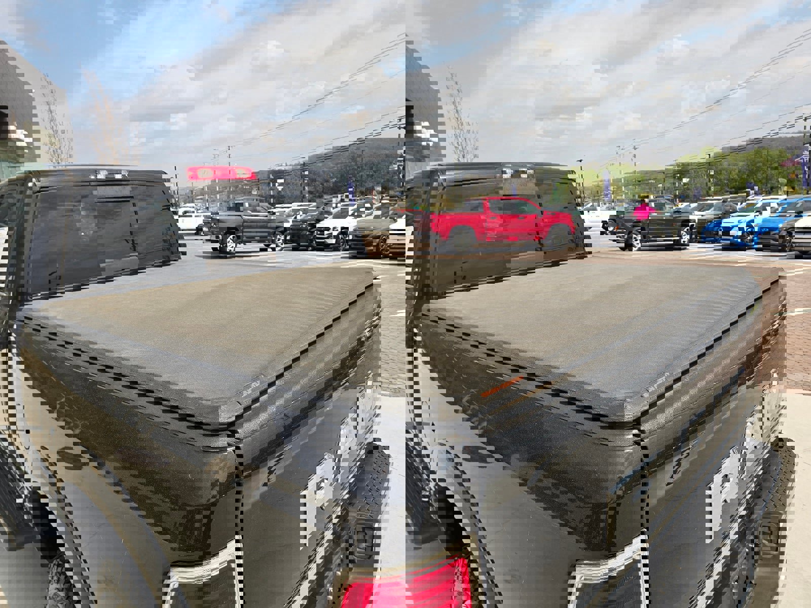 Used 2016 RAM 3500 Laramie Longhorn image 11