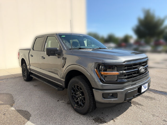 New 2026 Ford F150 XLT w/ Equipment Group 302A MID AWD/4WD image 3
