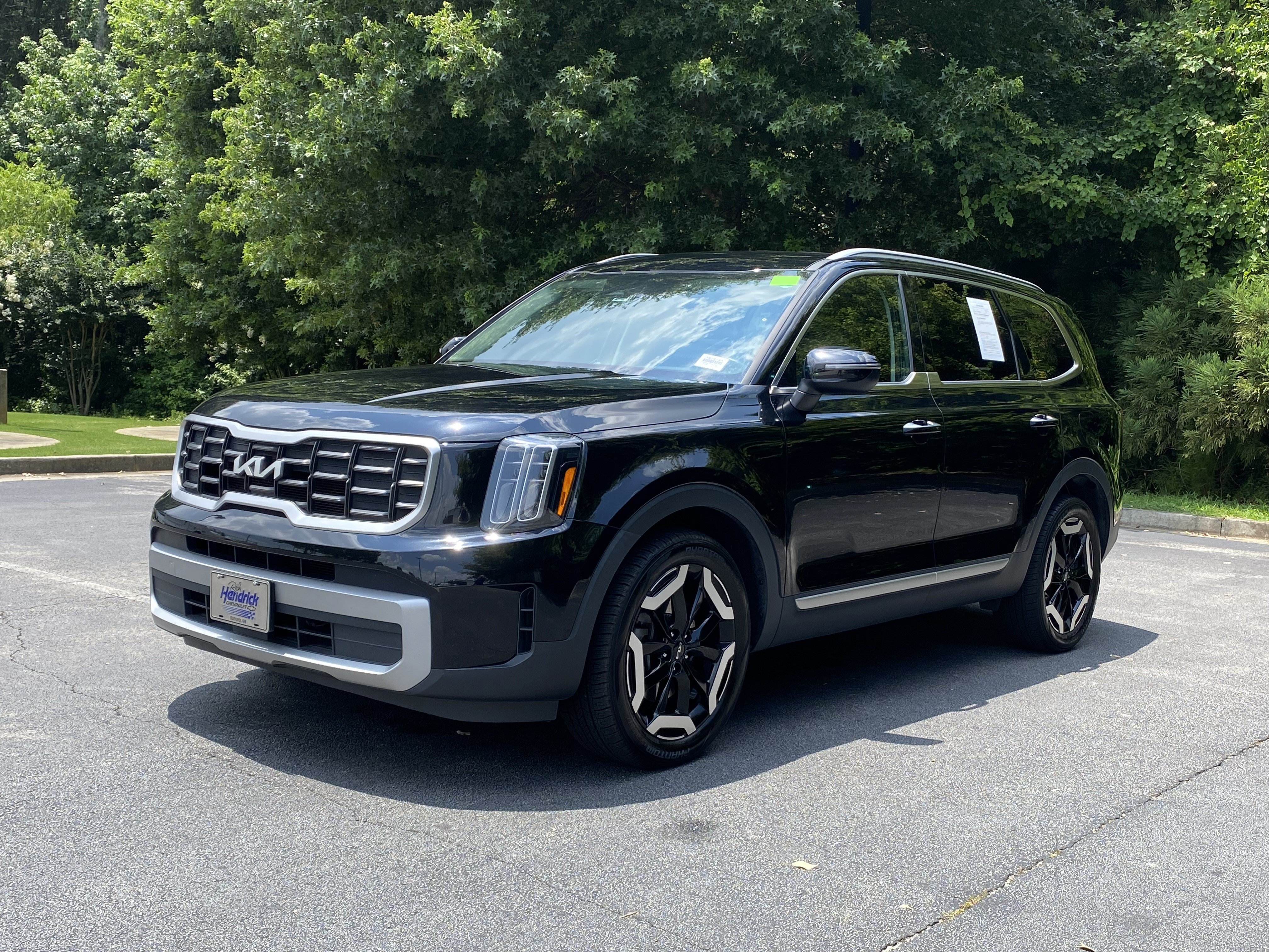 Used 2023 Kia Telluride S AWD/4WD image 5