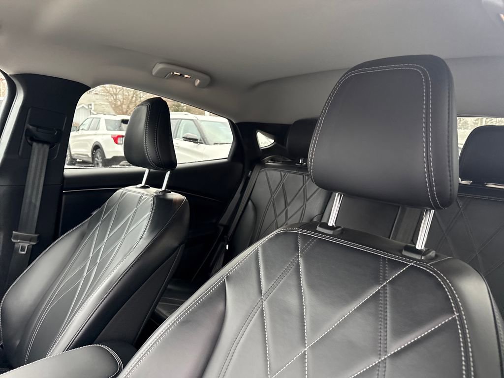 Used 2023 Ford Mustang Mach-E Select image 21