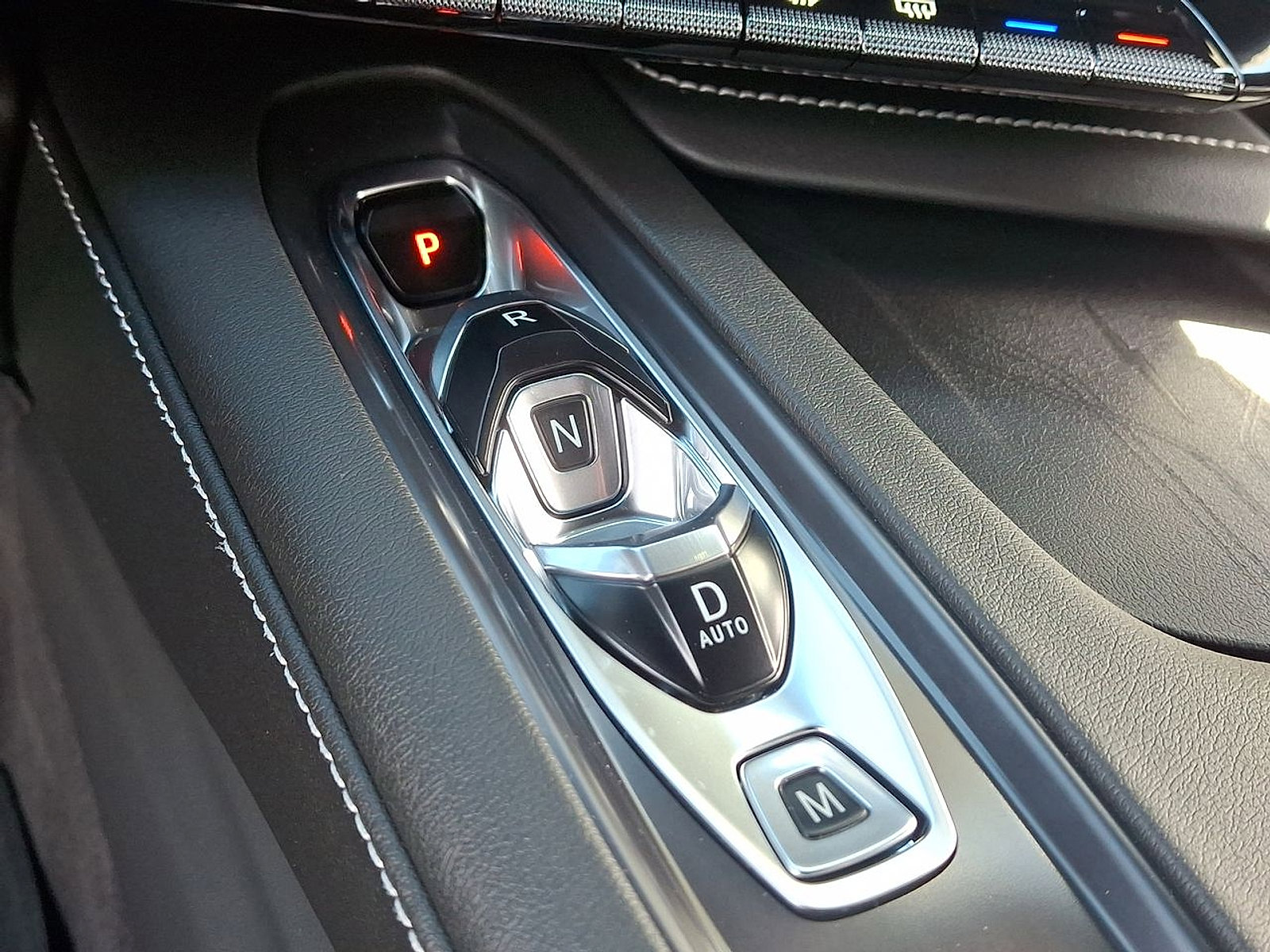 New 2026 Chevrolet Corvette 2LT image 14