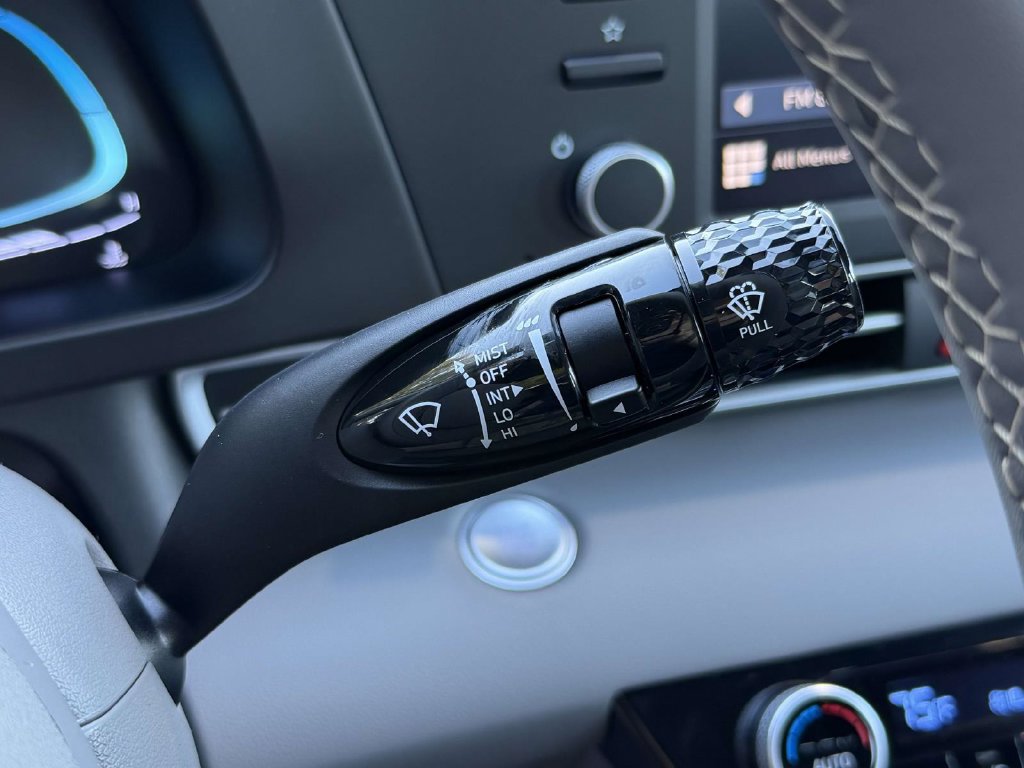 New 2026 Hyundai Elantra SEL Sport Premium FWD image 26