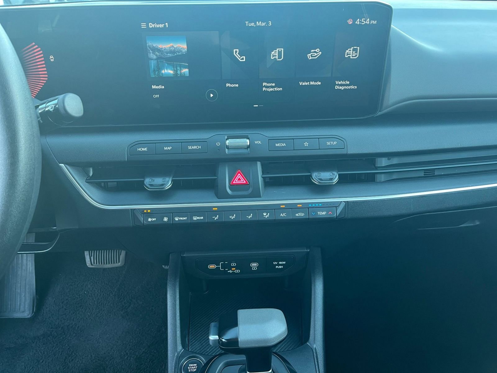 Used 2025 Kia K4 LXS image 17