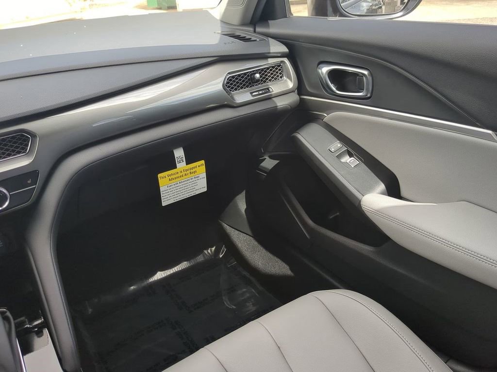 New 2025 Acura Integra Base image 16