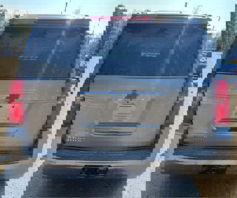 Used 2020 Chevrolet Suburban LT image 8