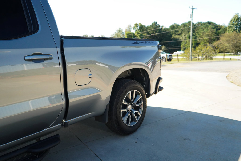 Used 2025 Chevrolet Silverado 1500 LT AWD/4WD image 22