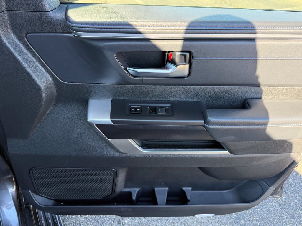 Used 2024 Toyota Sequoia Platinum AWD/4WD image 23