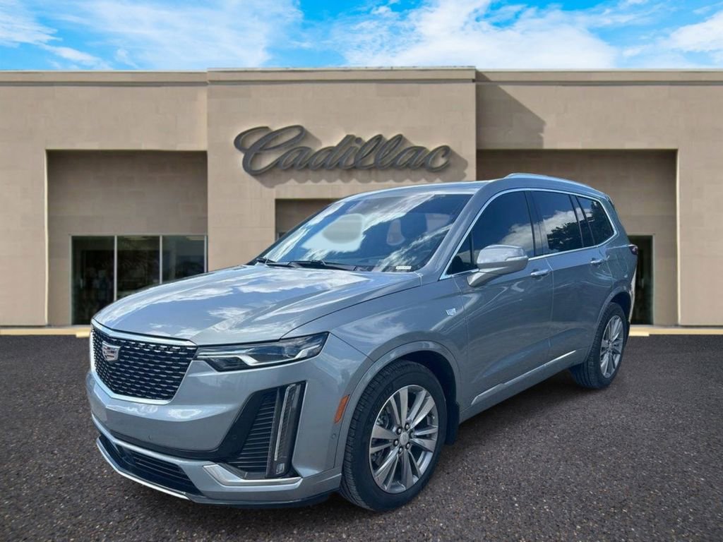Used 2023 Cadillac XT6 Premium Luxury w/ Technology Package image 7