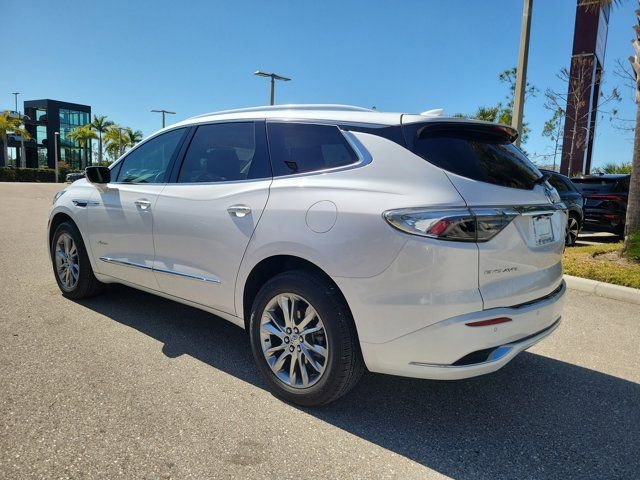Used 2023 Buick Enclave Avenir w/ Avenir Technology Package image 5