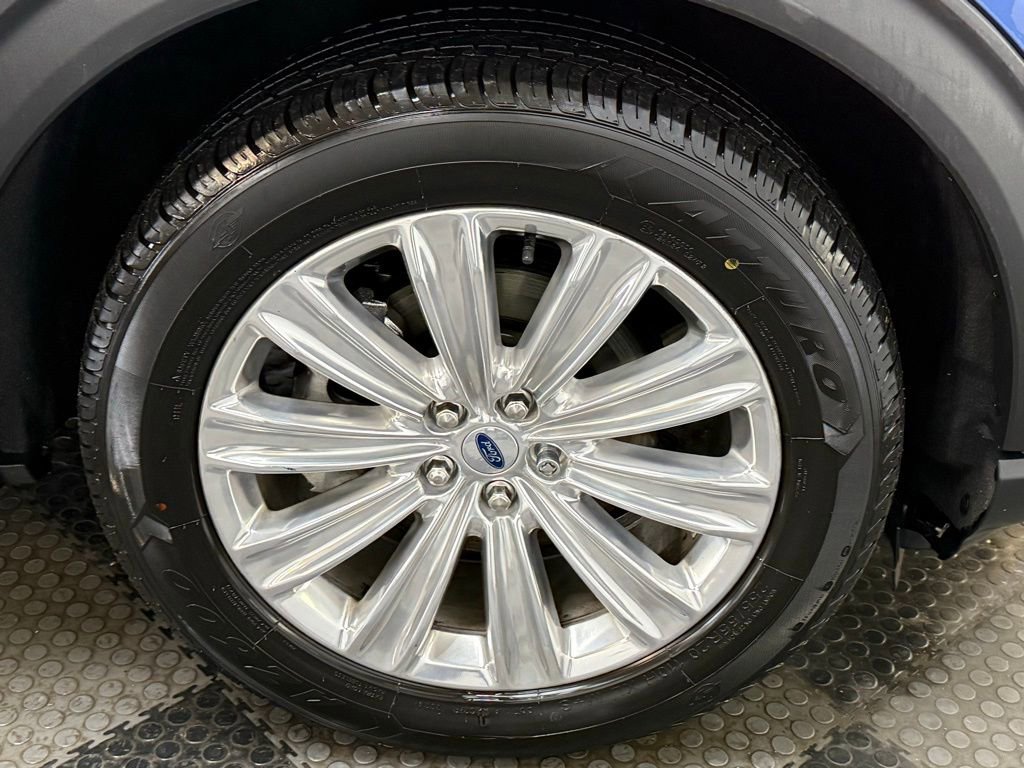 Used 2022 Ford Explorer Limited w/ Equipment Group 301A image 23
