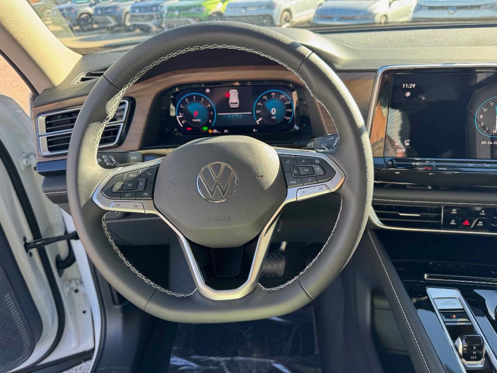 New 2026 Volkswagen Atlas SE image 14