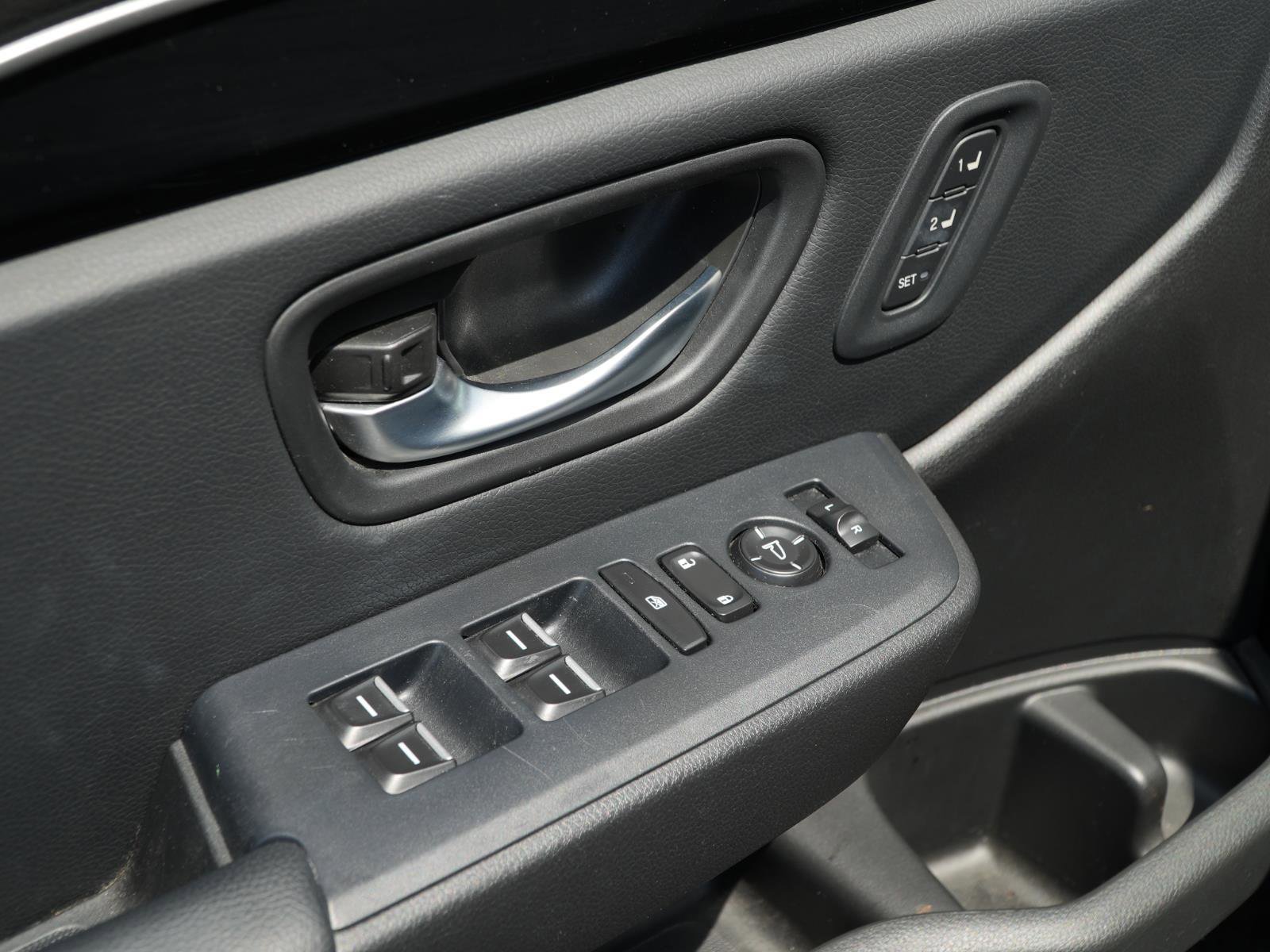 Used 2024 Honda Pilot EX-L image 12