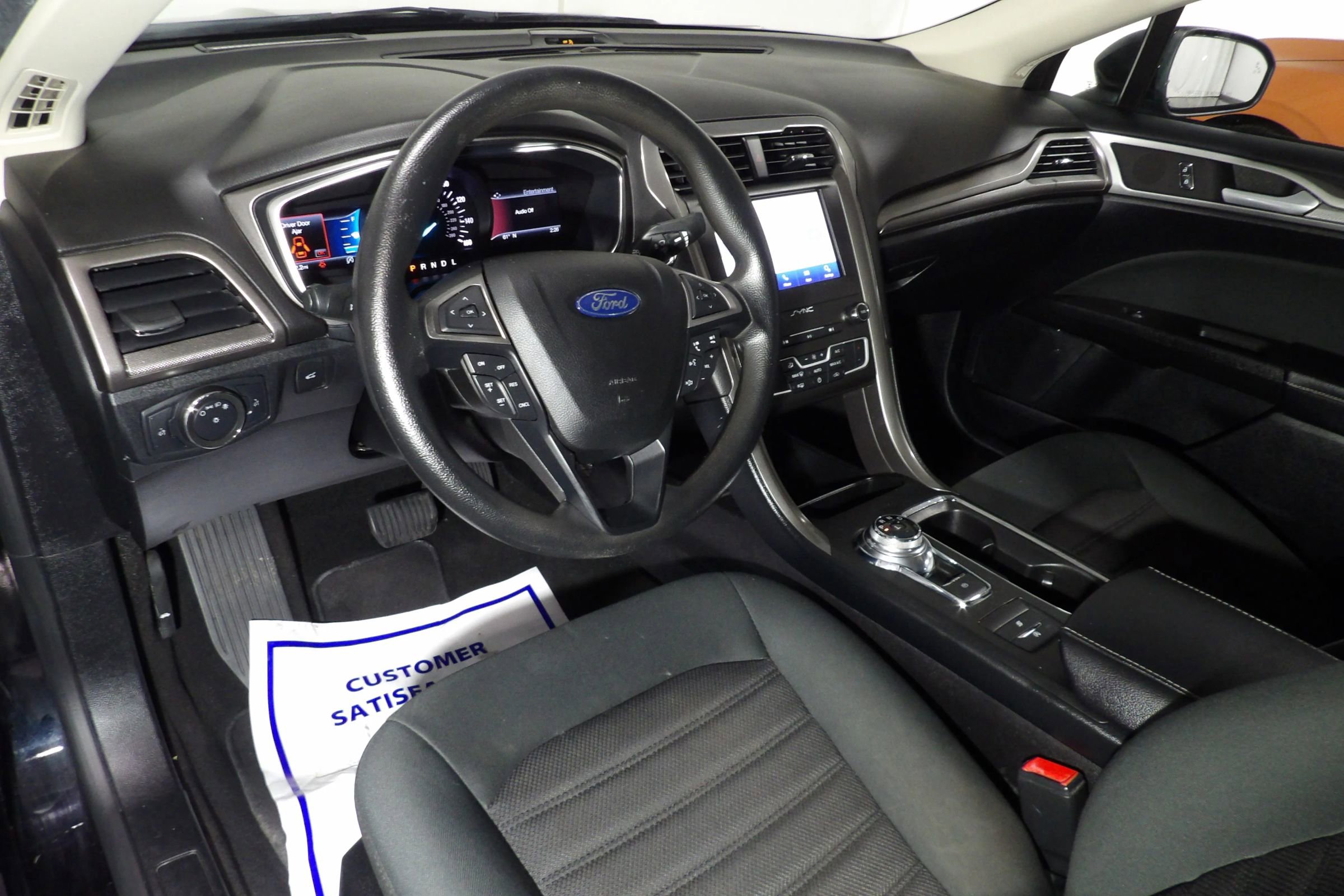 Used 2020 Ford Fusion SE image 8