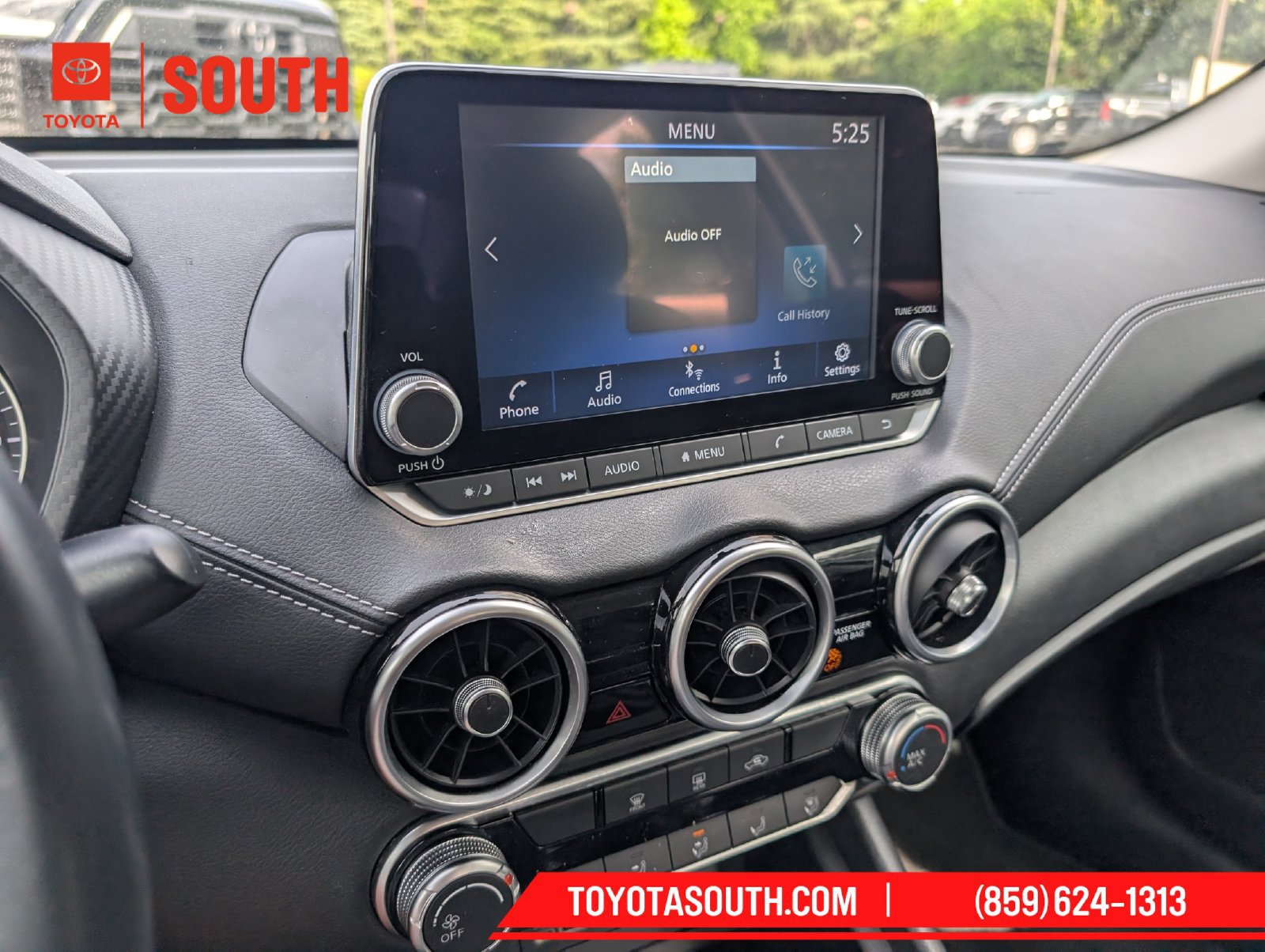 Used 2023 Nissan Sentra SV FWD image 19