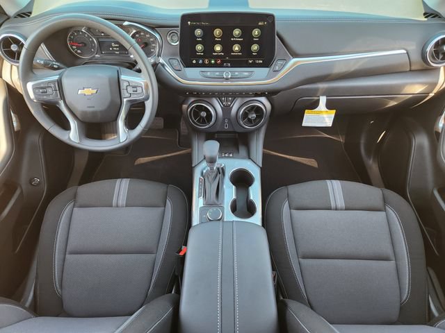 New 2025 Chevrolet Blazer LT w/ Convenience Package FWD image 19