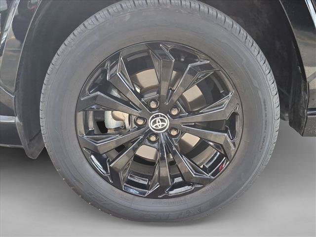 Used 2022 Toyota RAV4 SE AWD/4WD image 23