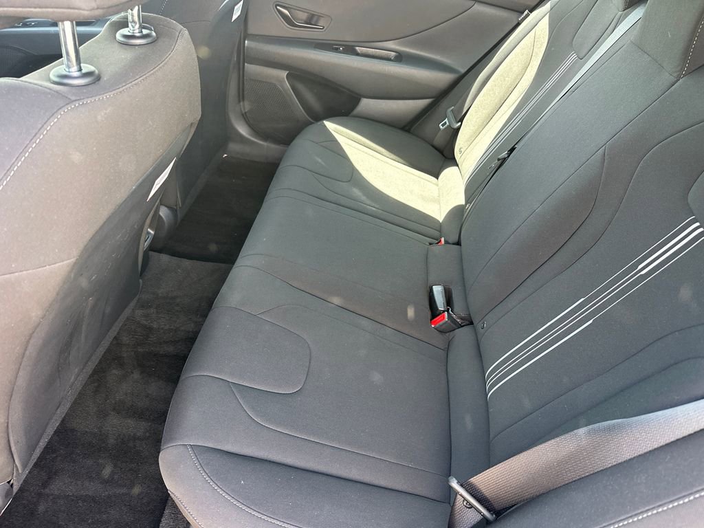 Used 2025 Hyundai Elantra Sport image 21