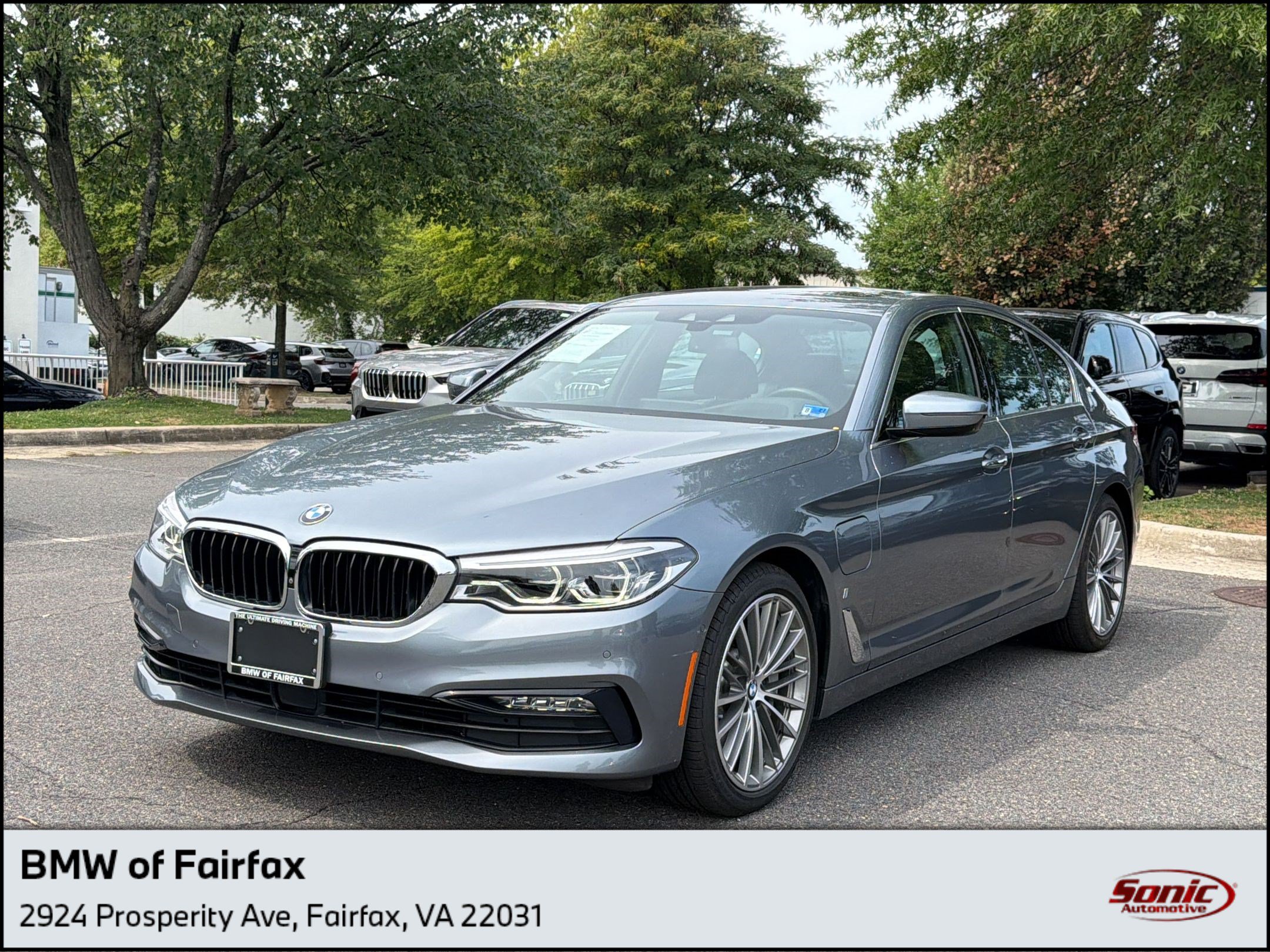 Used 2018 BMW 530e xDrive w/ Premium Package 2