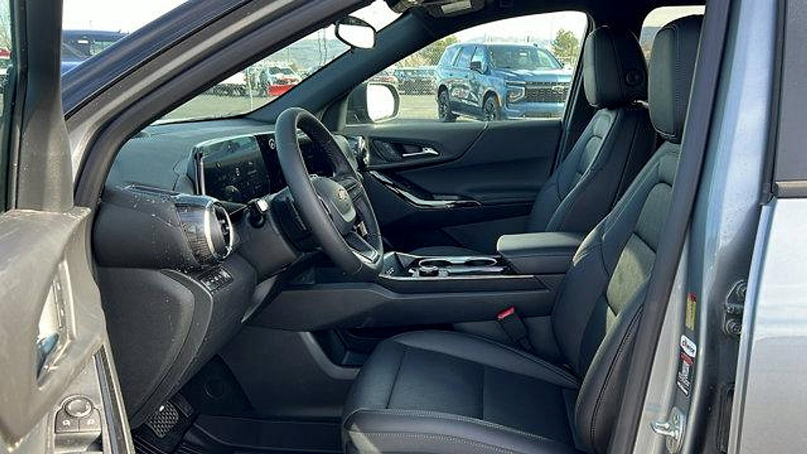 New 2026 Chevrolet Equinox LT w/ Convenience Package II image 29