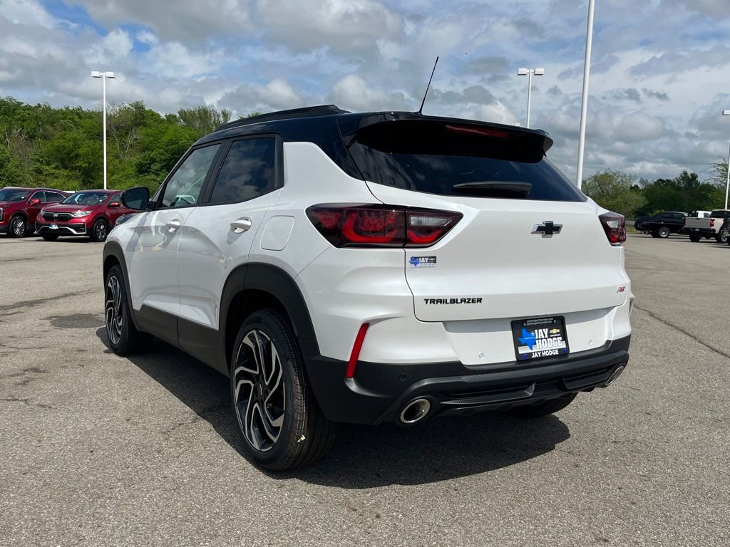 New 2026 Chevrolet TrailBlazer RS w/ Convenience Package FWD image 3