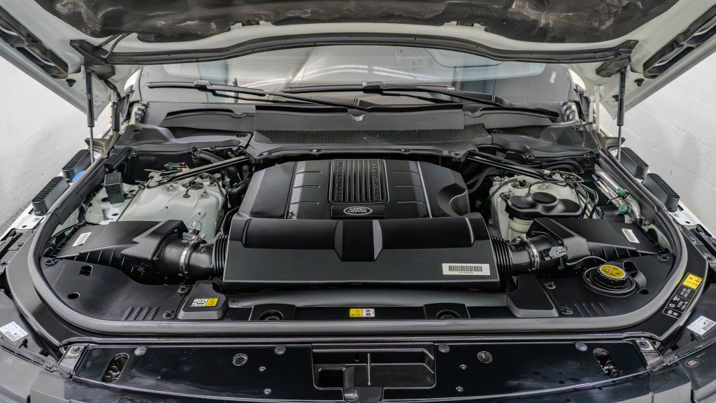 Used 2021 Land Rover Range Rover Autobiography Fifty Edition image 70