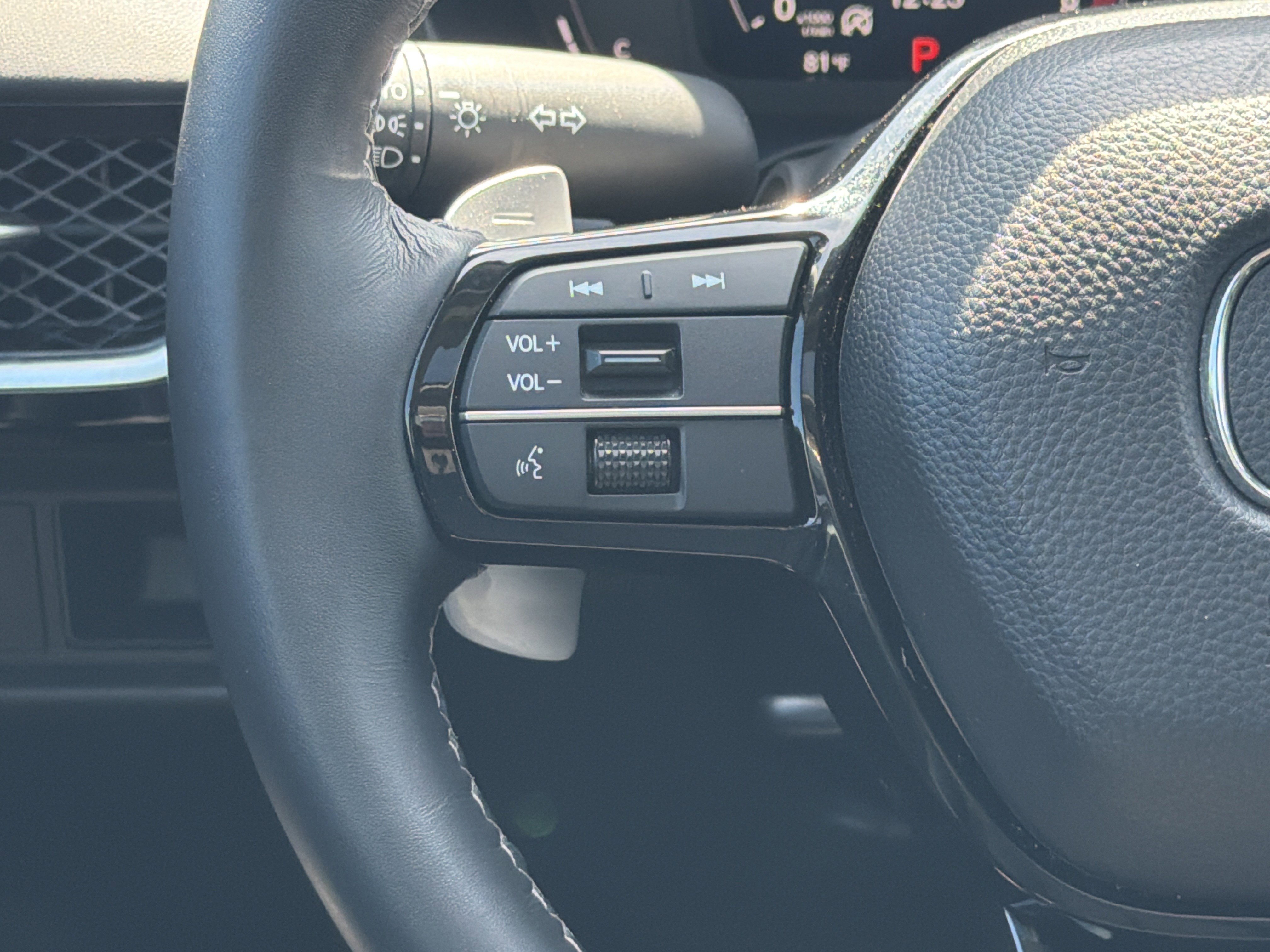 Certified 2025 Acura ADX AWD image 19