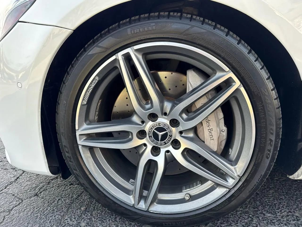 Used 2018 Mercedes-Benz E 300 image 16