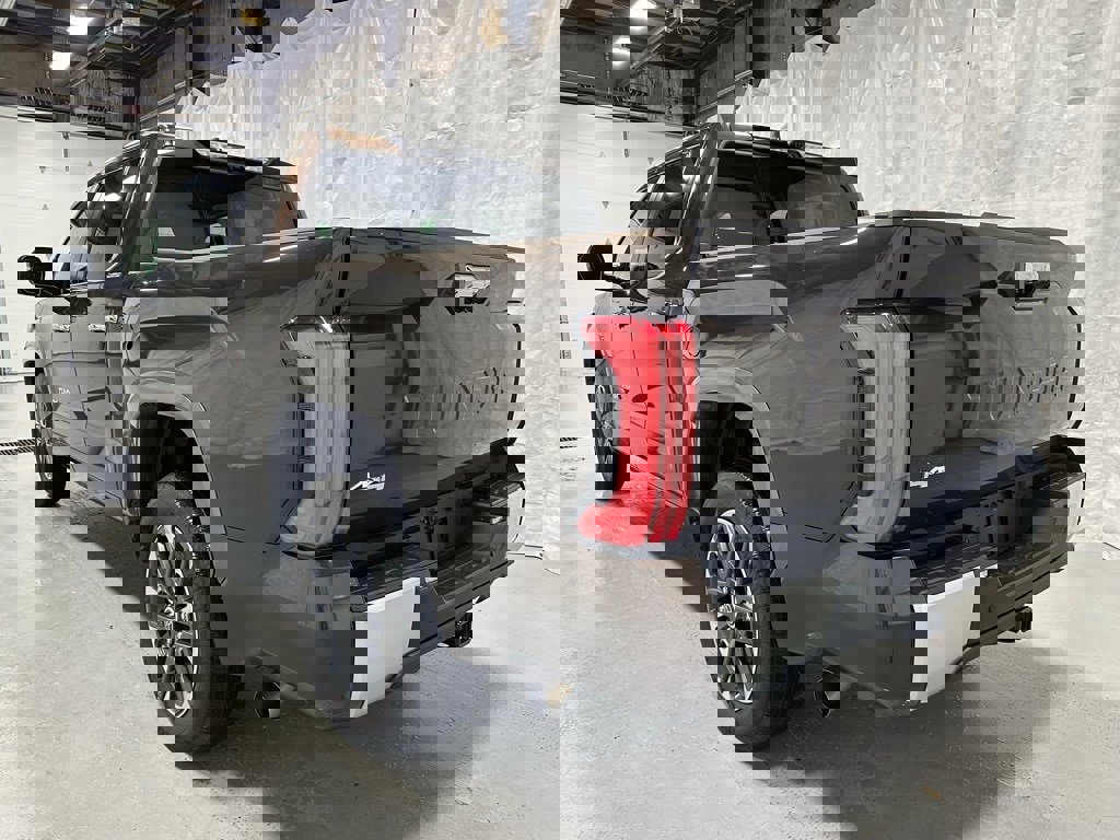 Used 2024 Toyota Tundra Limited image 5