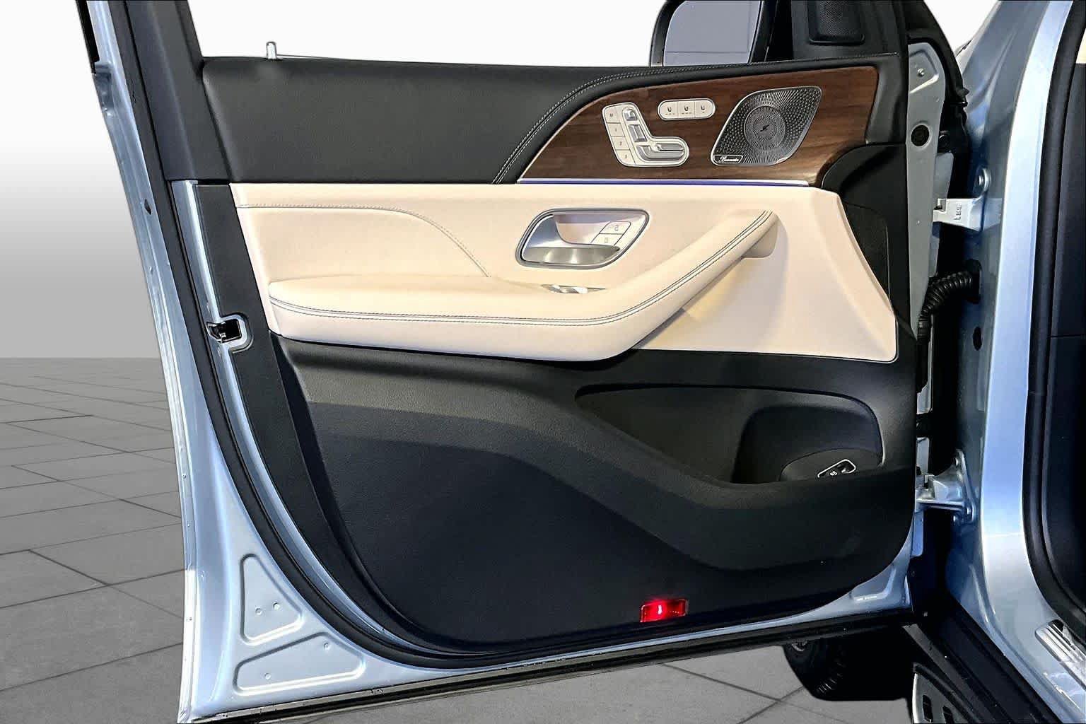 New 2026 Mercedes-Benz GLE 450 4MATIC image 11