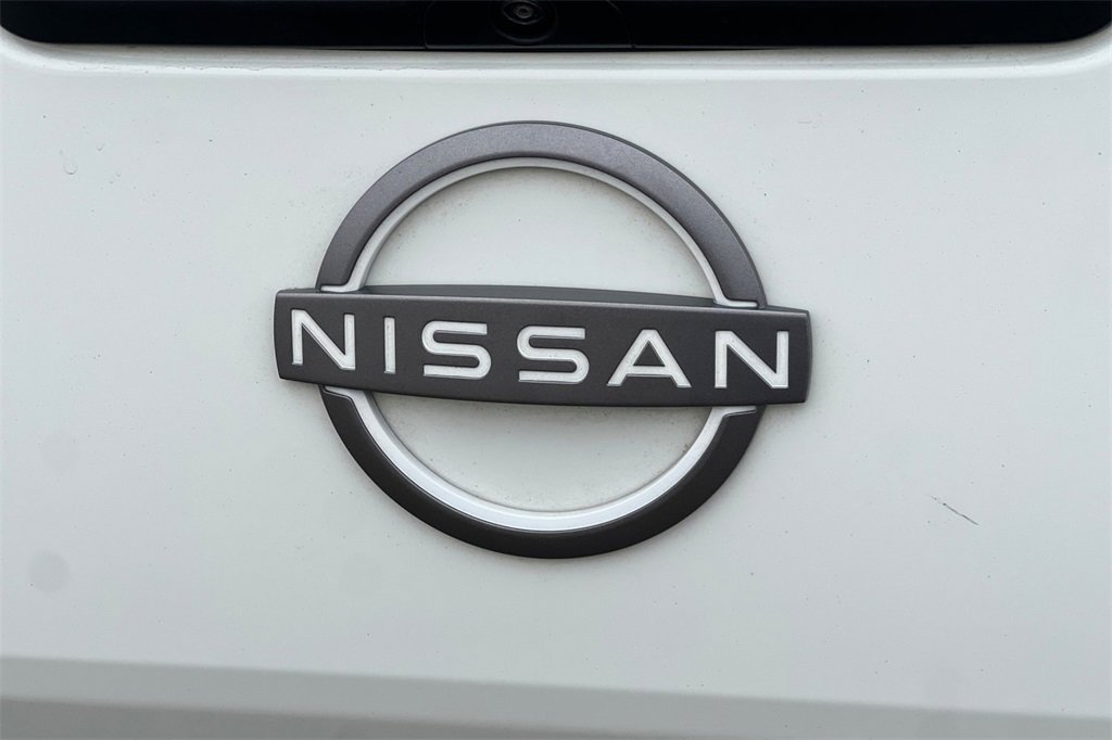 Used 2022 Nissan Frontier SV image 29